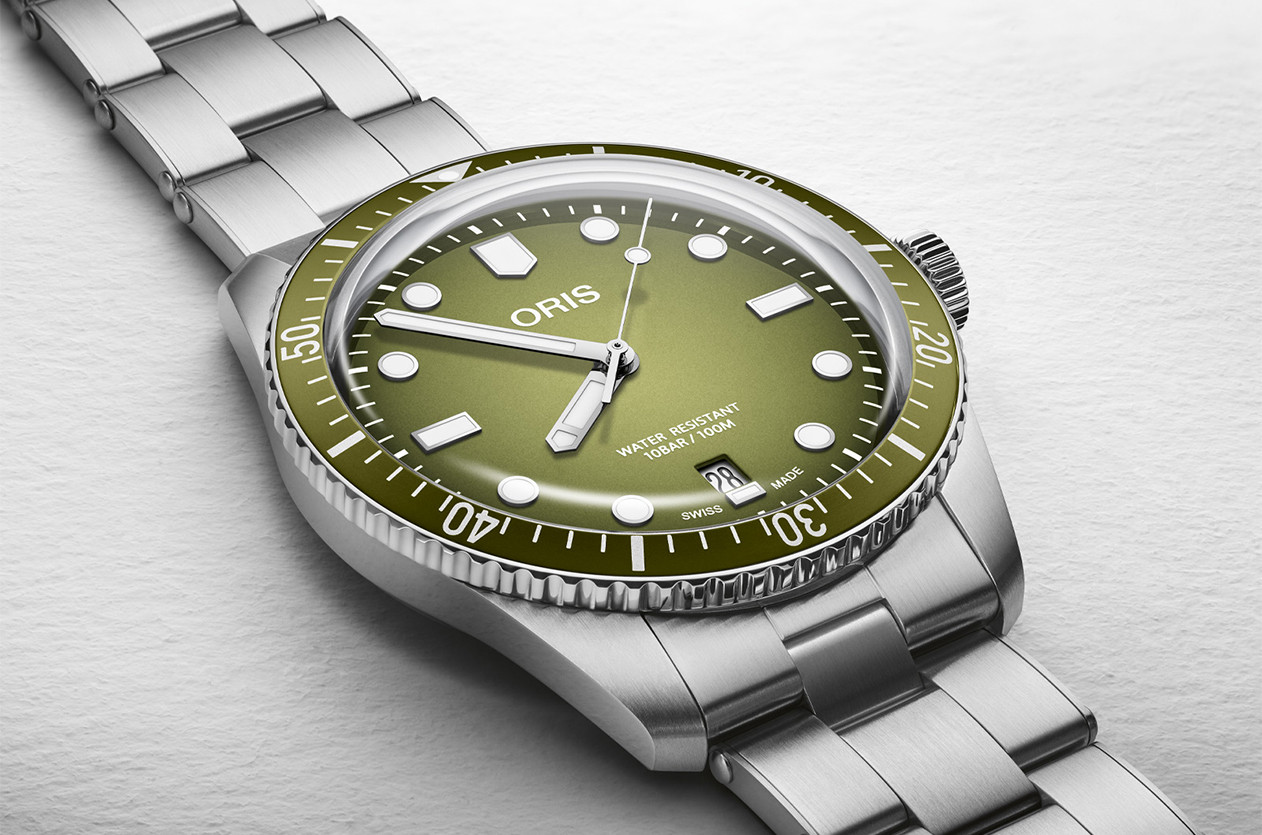 Oris divers 40mm best sale